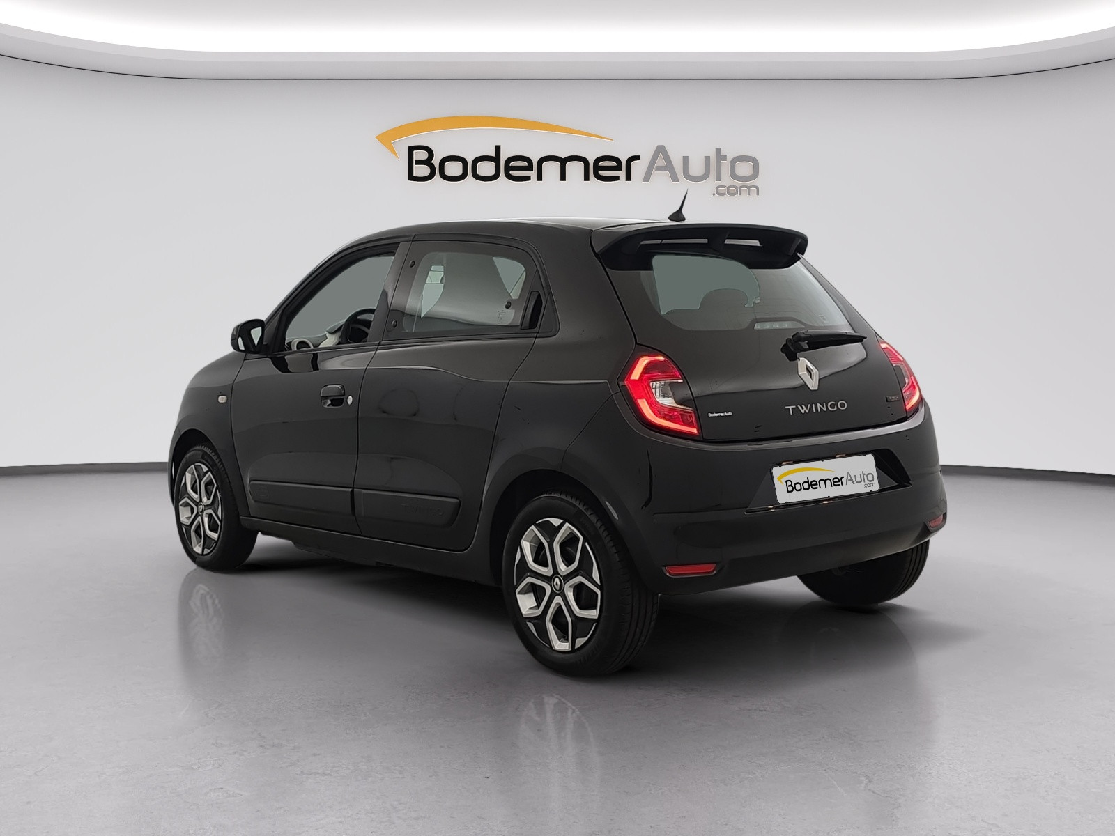 Vente en ligne Renault Twingo Electrique Twingo III E-Tech au prix de 14 990 €