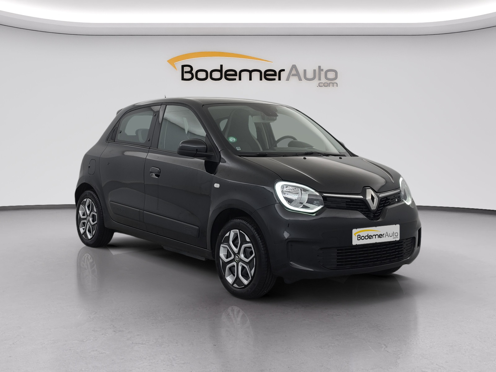 Vente en ligne Renault Twingo Electrique Twingo III E-Tech au prix de 14 990 €