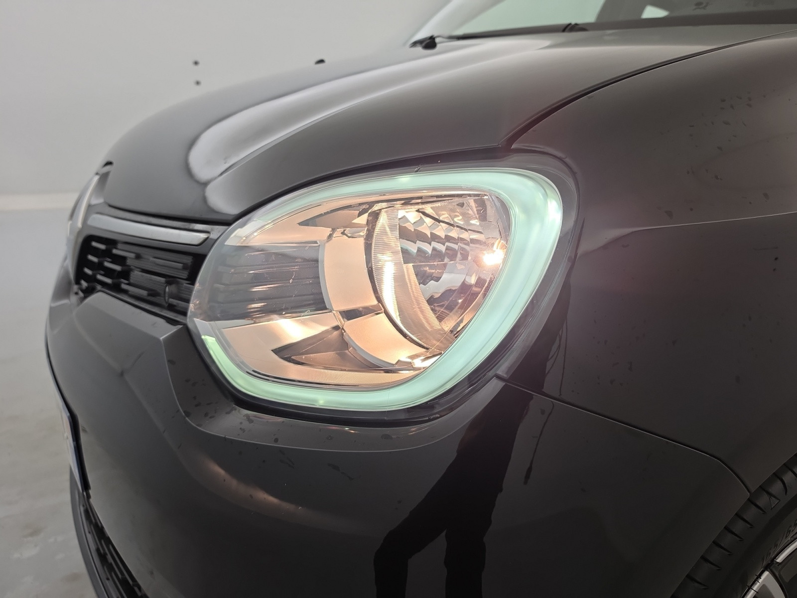 Vente en ligne Renault Twingo Electrique Twingo III E-Tech au prix de 14 990 €