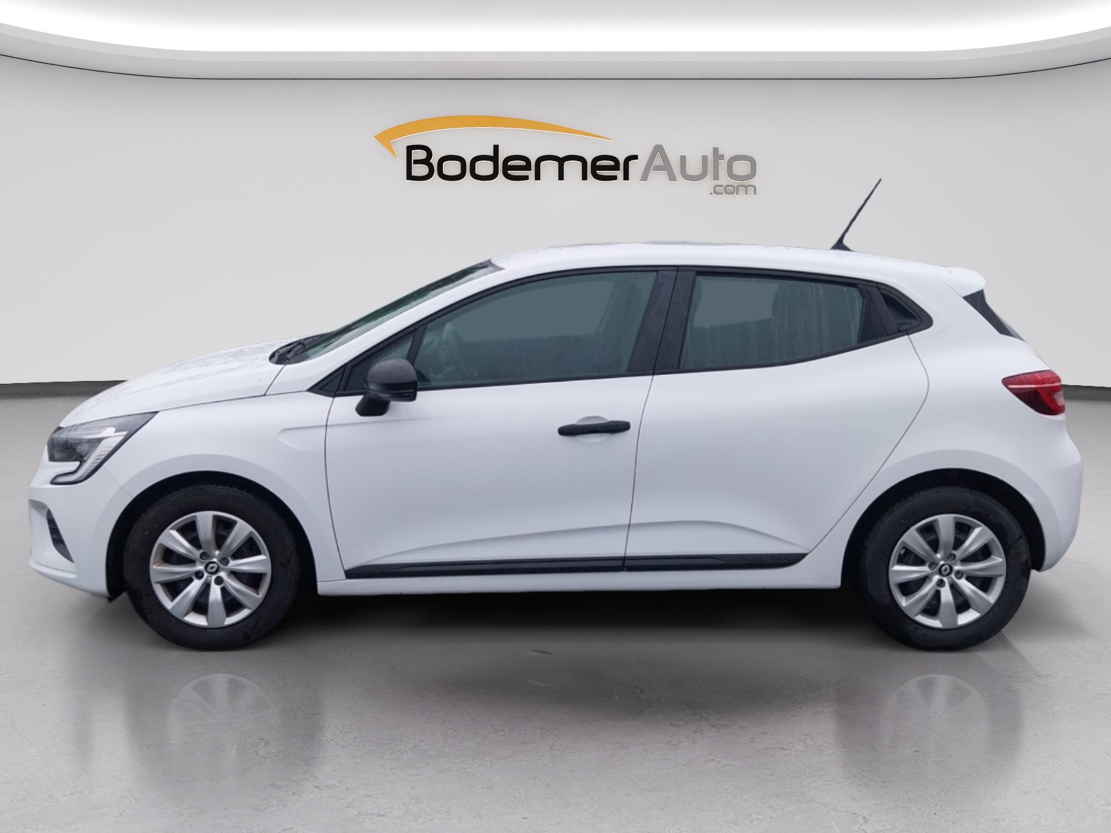Vente en ligne Renault Clio 5 Clio SCe 65 au prix de 12 490 €