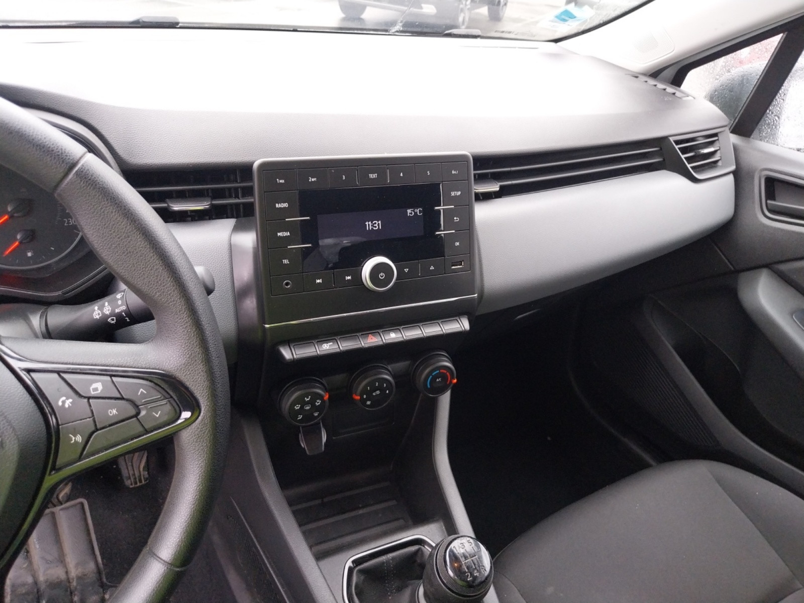 Vente en ligne Renault Clio 5 Clio SCe 65 au prix de 12 490 €