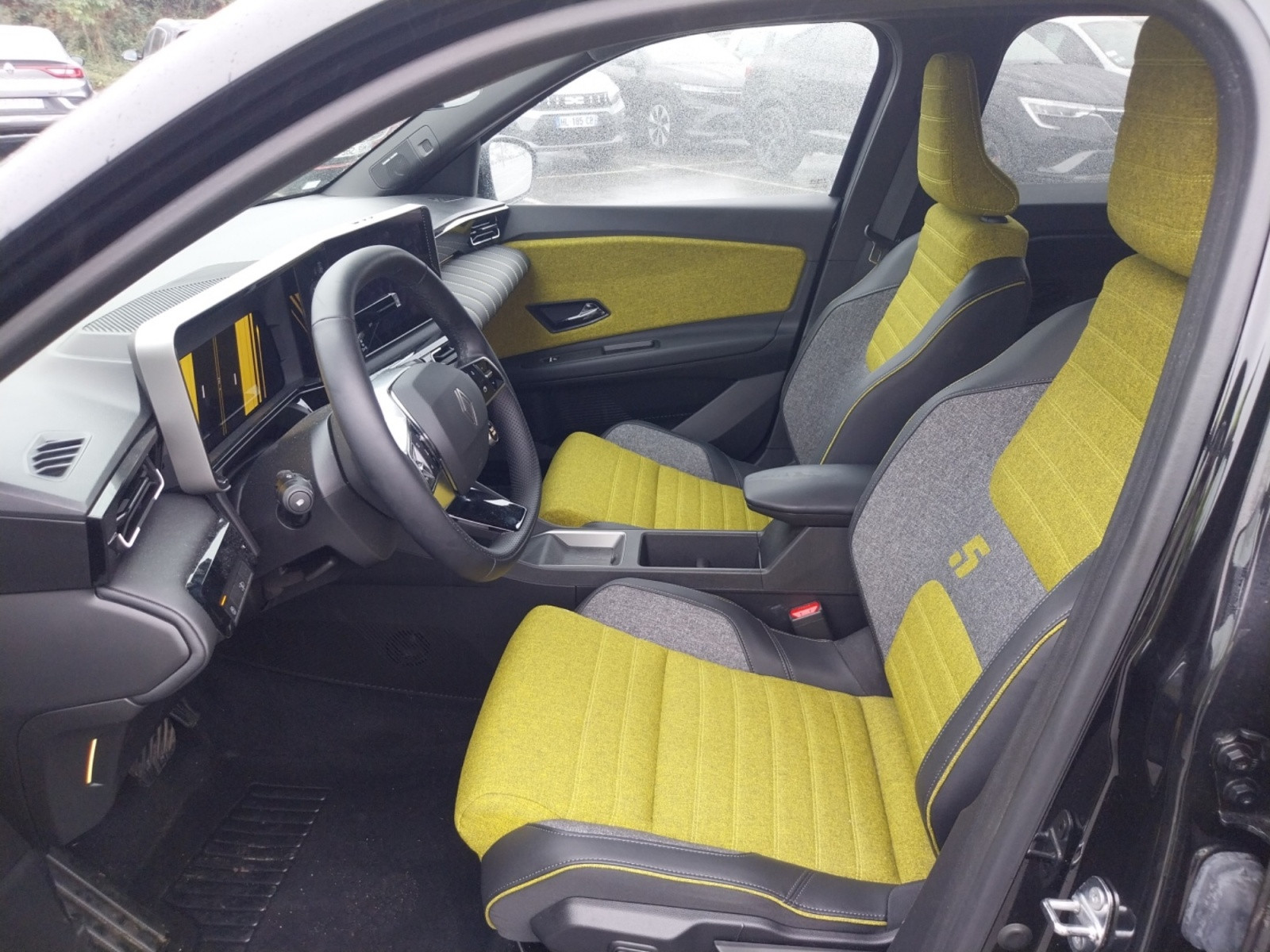 Vente en ligne Renault R5 E-Tech  150 ch autonomie confort au prix de 28 990 €