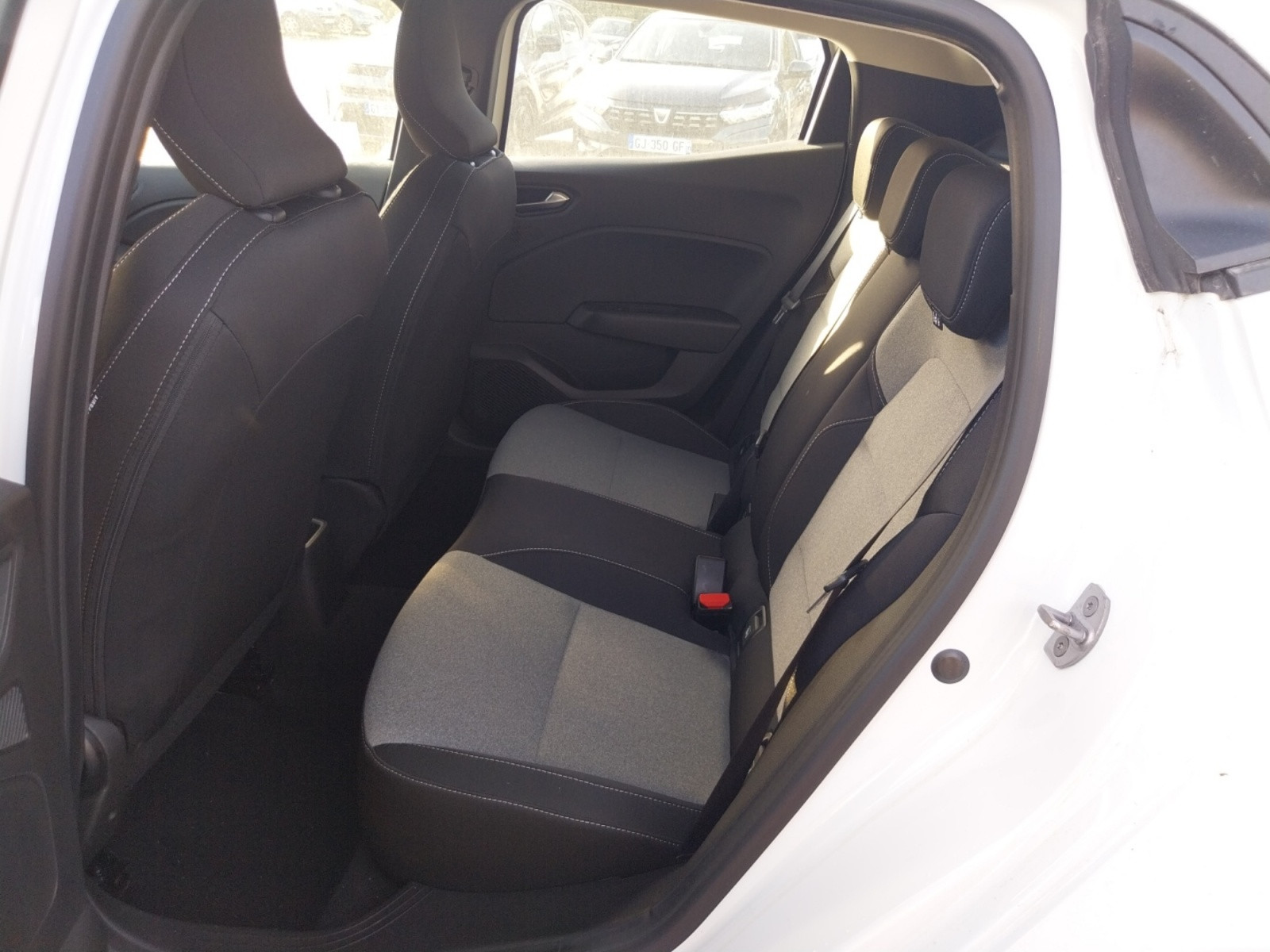 Vente en ligne Renault Clio 5 Clio Blue dCi 100 ch GSR2 au prix de 16 490 €