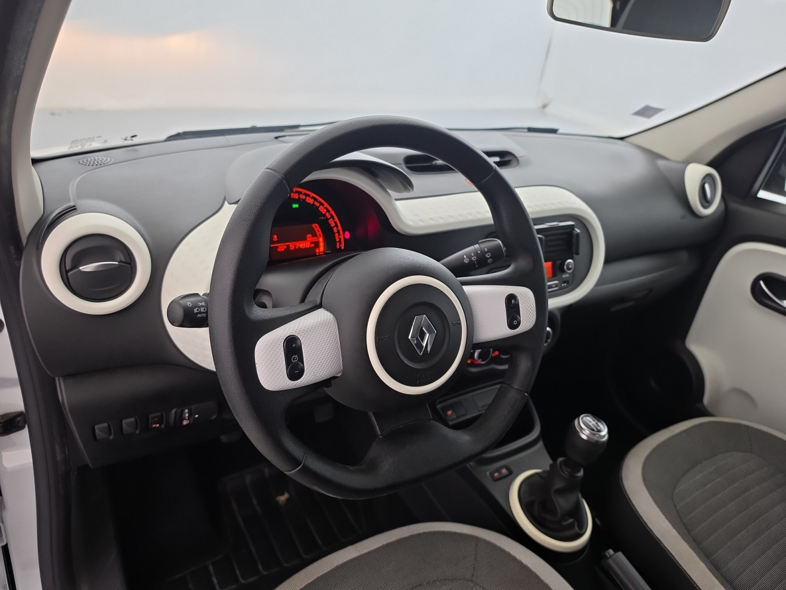 Vente en ligne Renault Twingo 3  SCe 65 au prix de 10 990 €