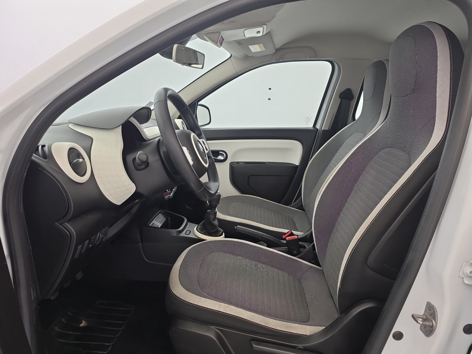Vente en ligne Renault Twingo 3  SCe 65 au prix de 10 990 €