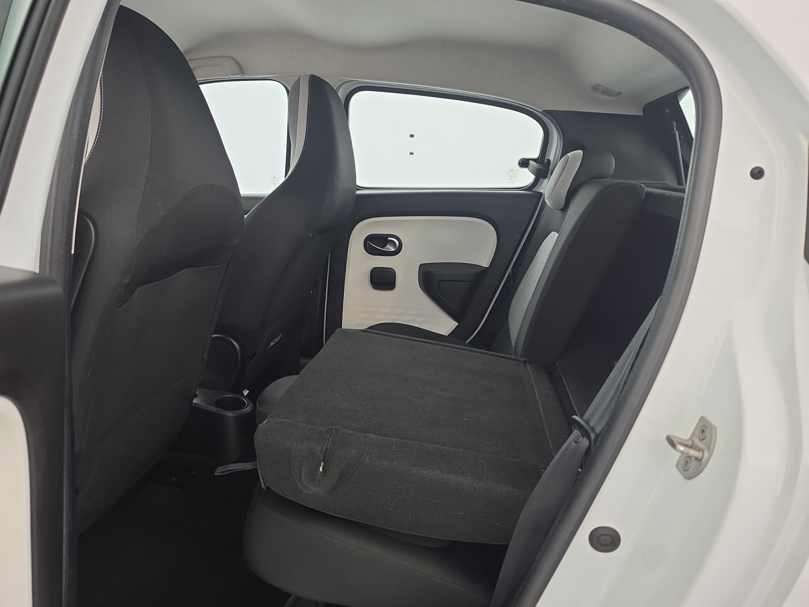 Vente en ligne Renault Twingo 3  SCe 65 au prix de 10 990 €