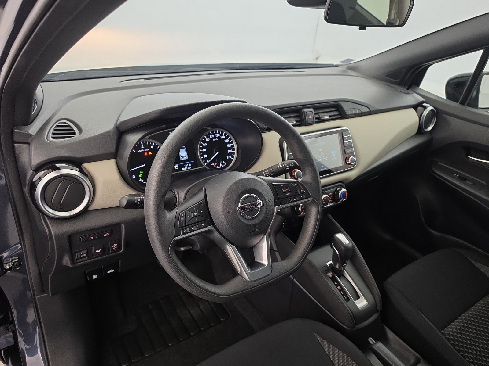 Vente en ligne Nissan Micra Micra IG-T 92 Xtronic au prix de 15 490 €