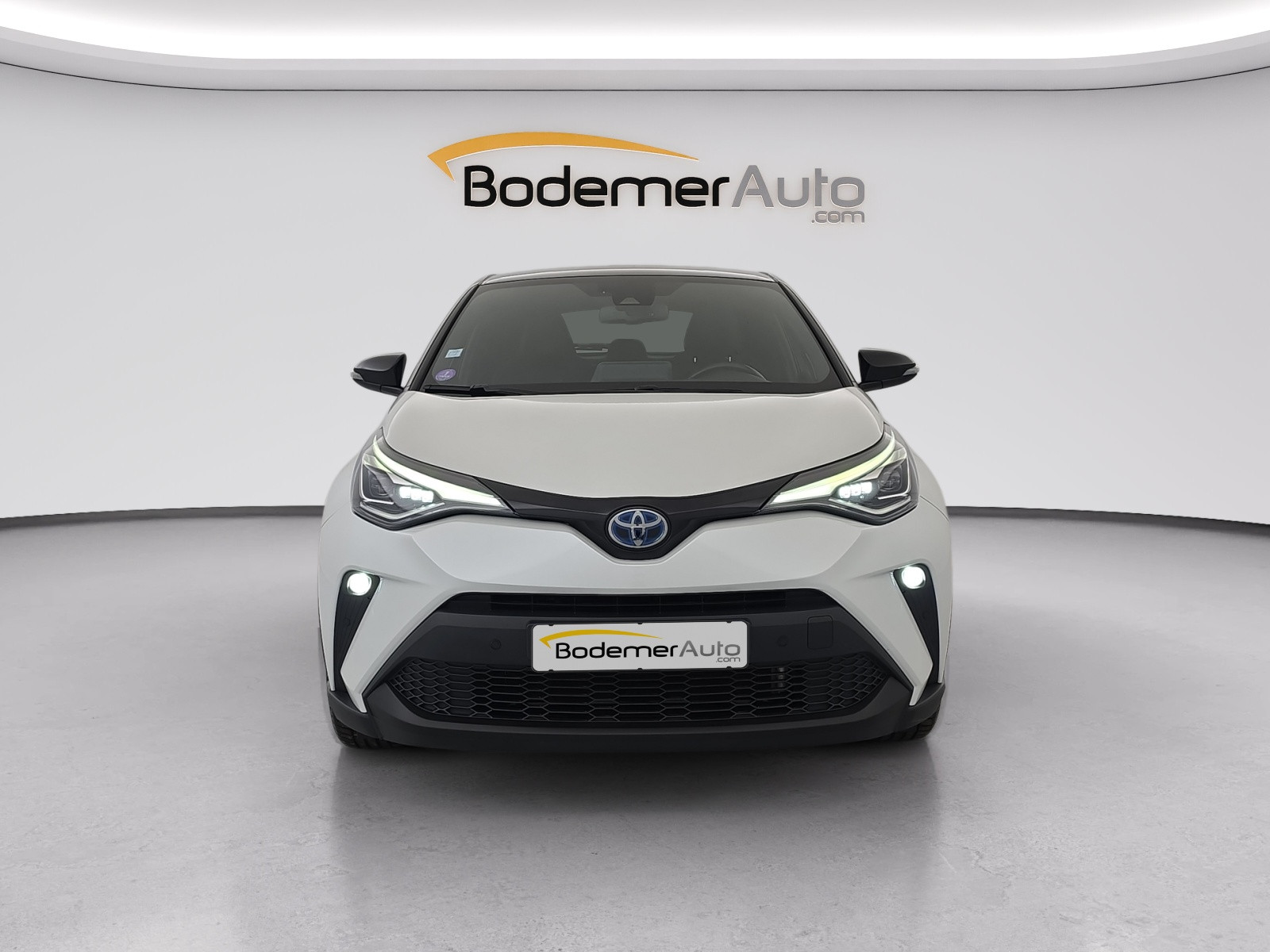 Vente en ligne Toyota C-HR C-HR Hybride 2.0L au prix de 22 990 €