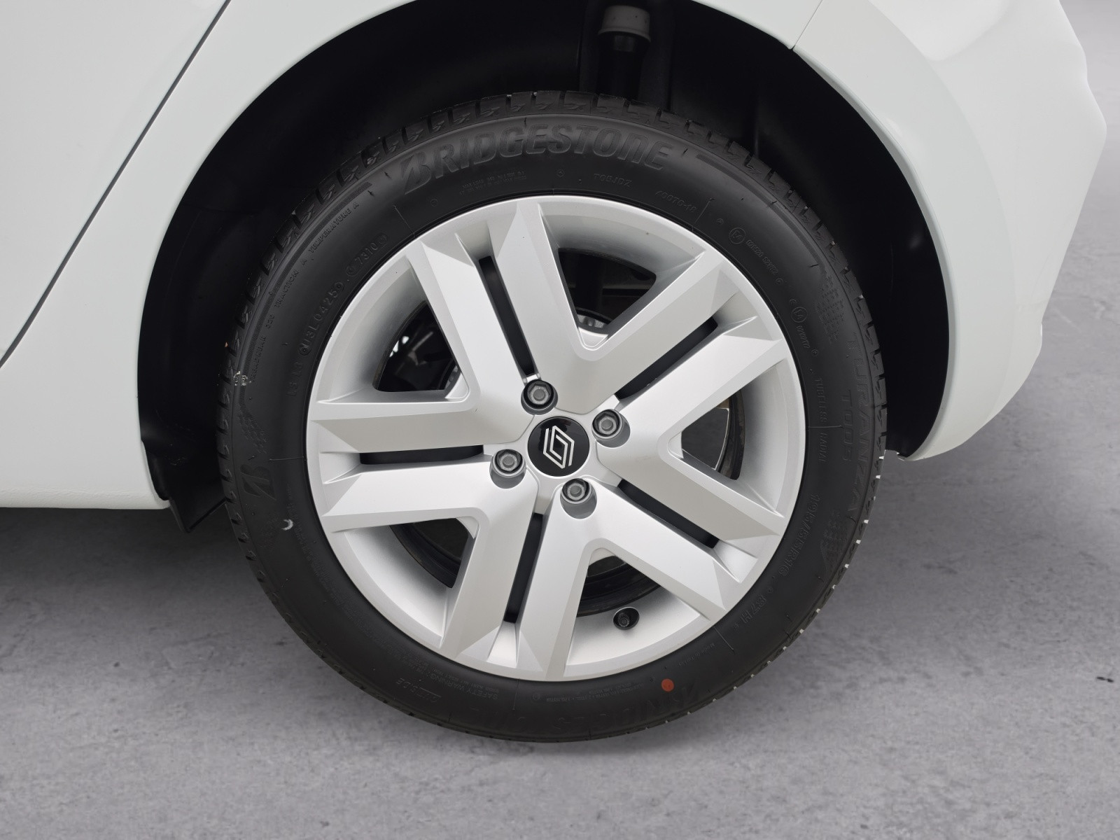 Vente en ligne Renault Clio 5 Clio SCe 65 ch GSR2 au prix de 13 980 €