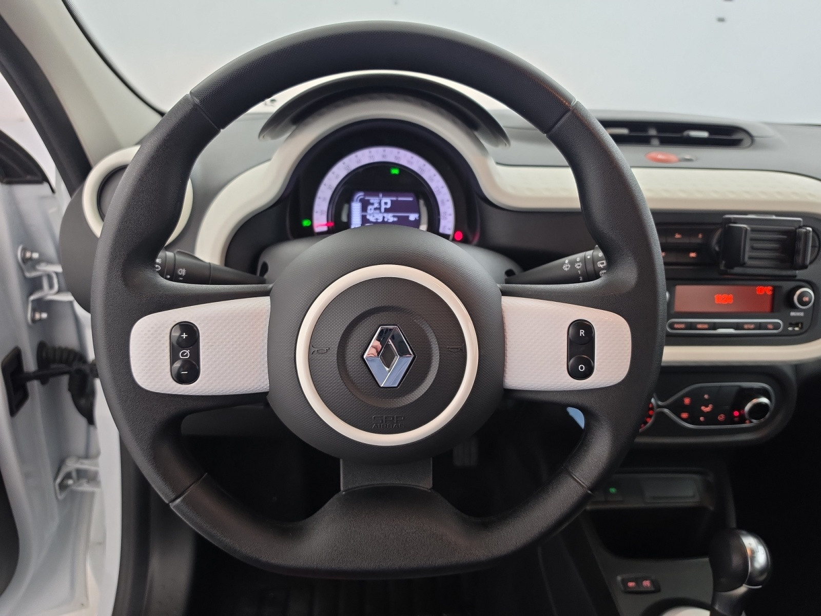 Vente en ligne Renault Twingo Electrique Twingo III E-Tech au prix de 11 490 €
