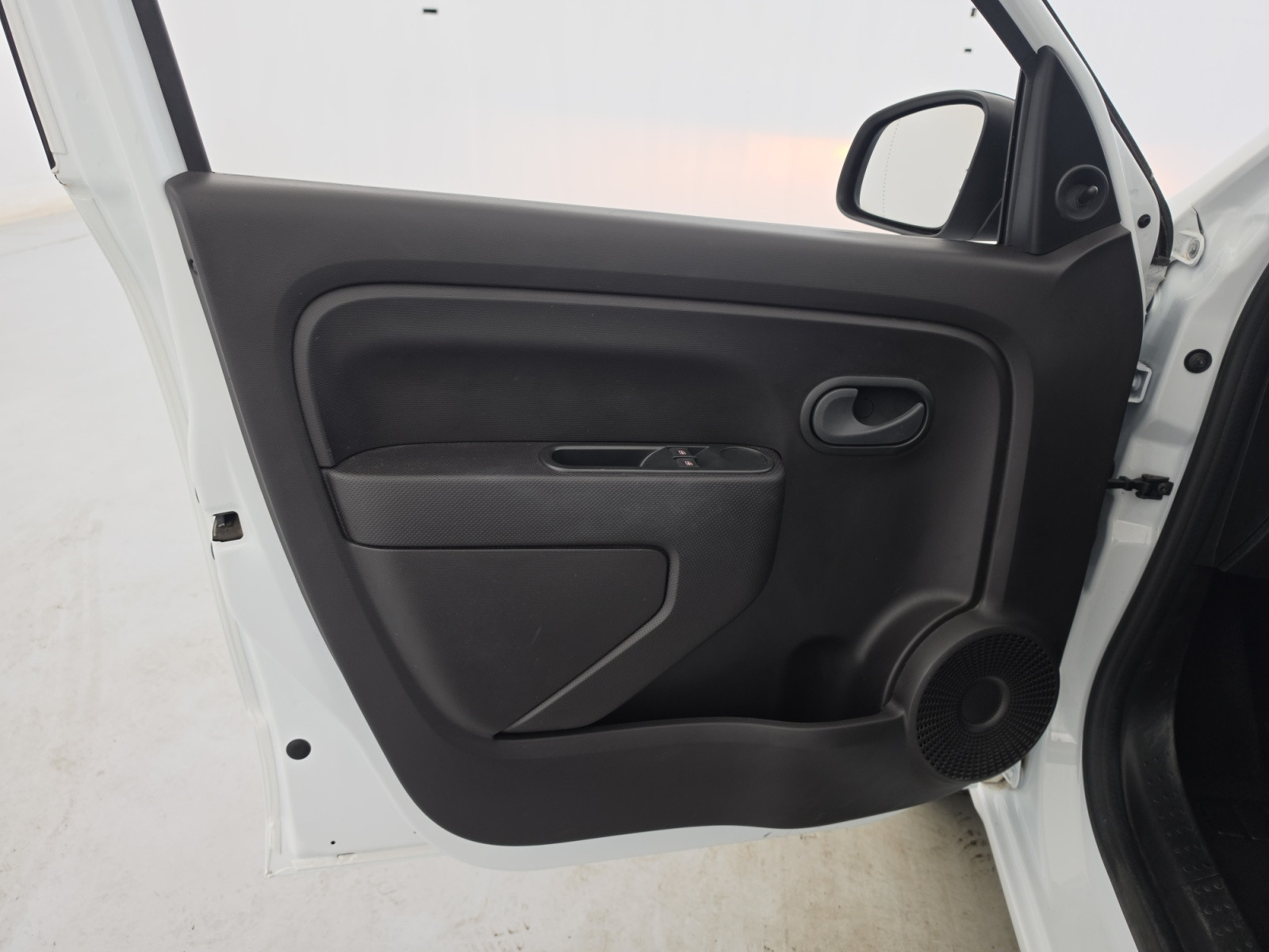 Vente en ligne Renault Twingo Electrique Twingo III E-Tech au prix de 11 990 €