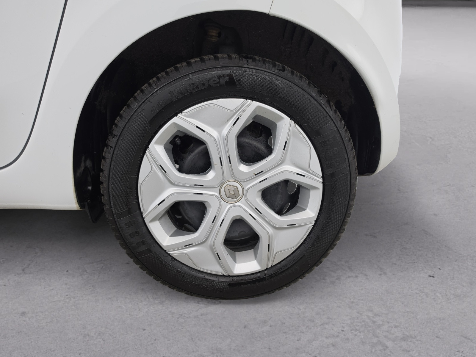 Vente en ligne Renault Twingo Electrique Twingo III E-Tech au prix de 11 990 €