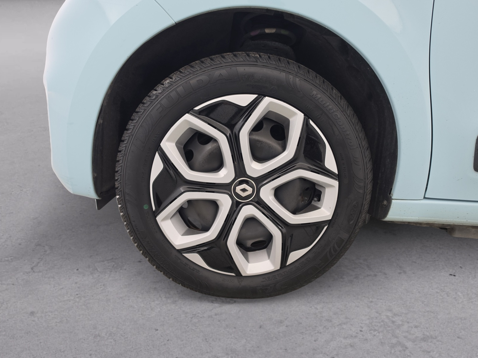Vente en ligne Renault Twingo Electrique Twingo III E-Tech au prix de 13 990 €