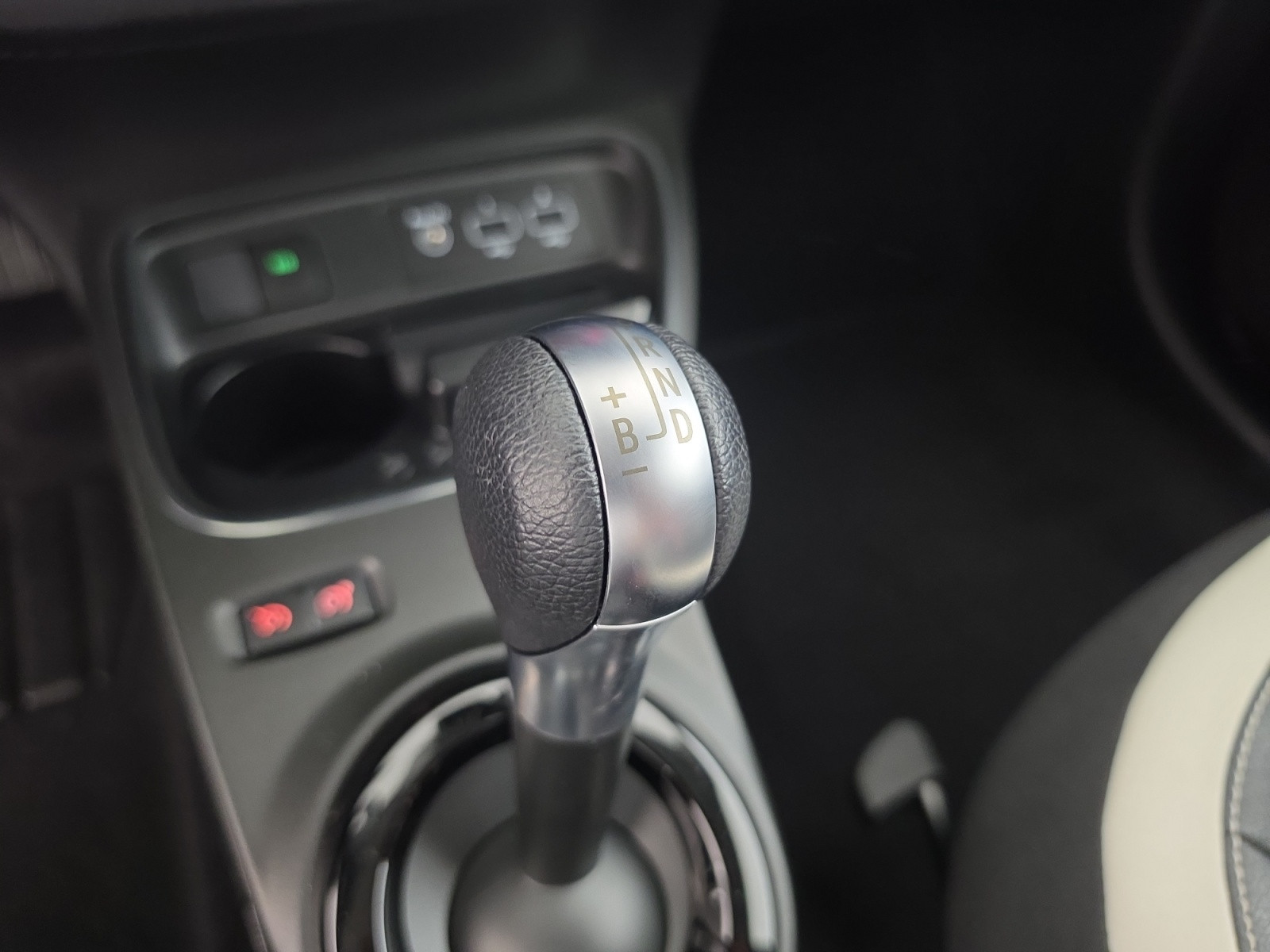 Vente en ligne Renault Twingo Electrique Twingo III E-Tech au prix de 14 990 €