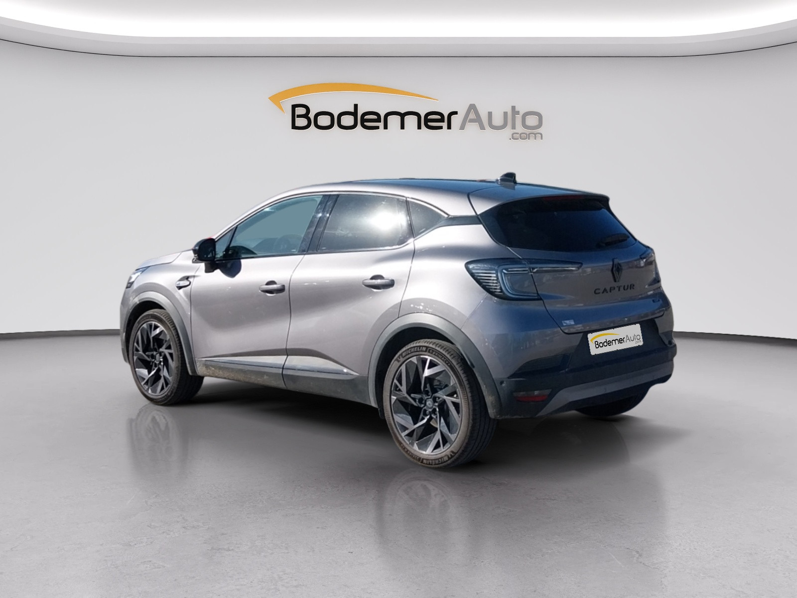 Vente en ligne Renault Captur  E-Tech full hybrid 160 ch au prix de 27 990 €