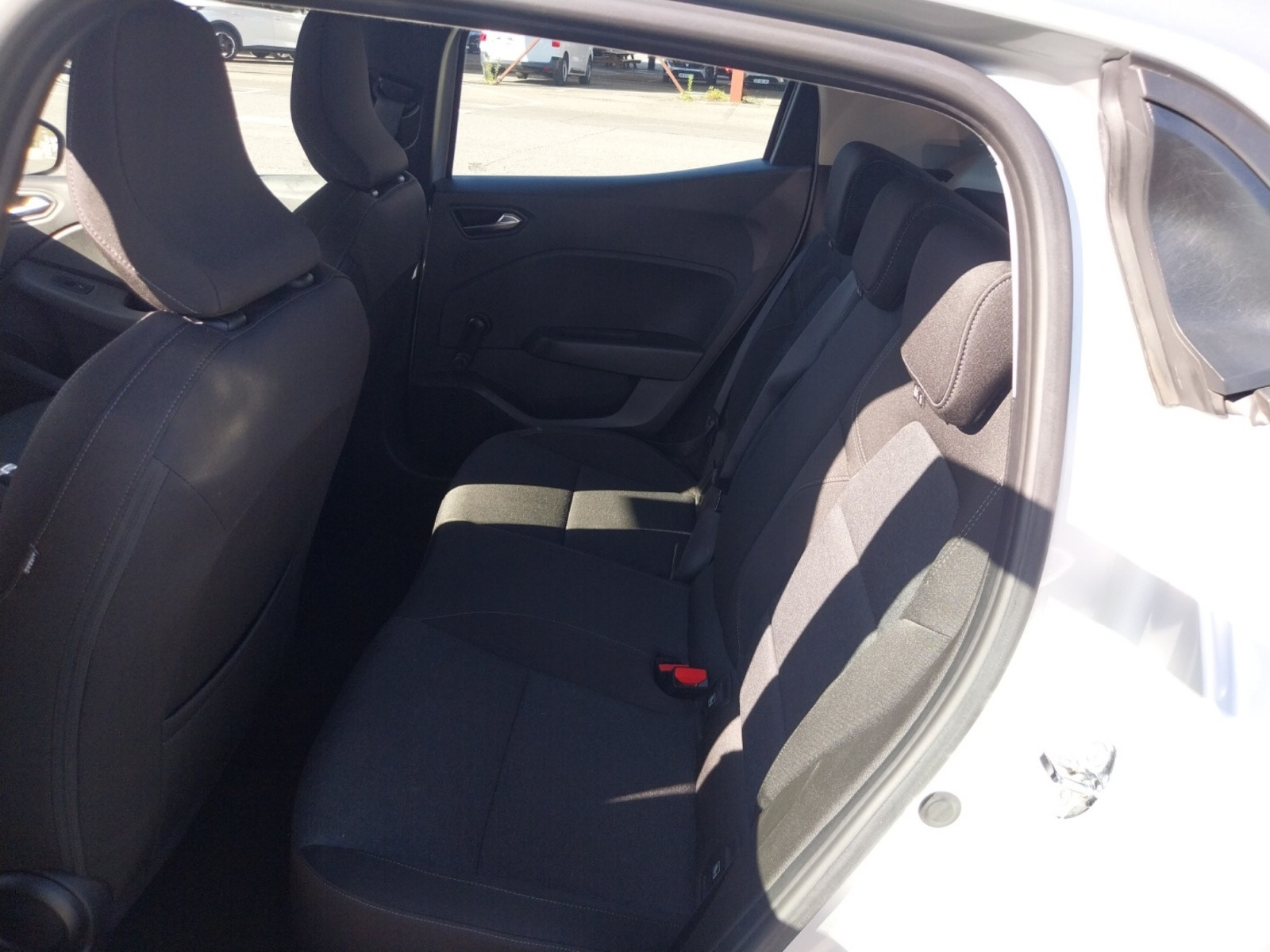 Vente en ligne Renault Clio 5 Clio TCe 100 GPL - 21N au prix de 13 990 €