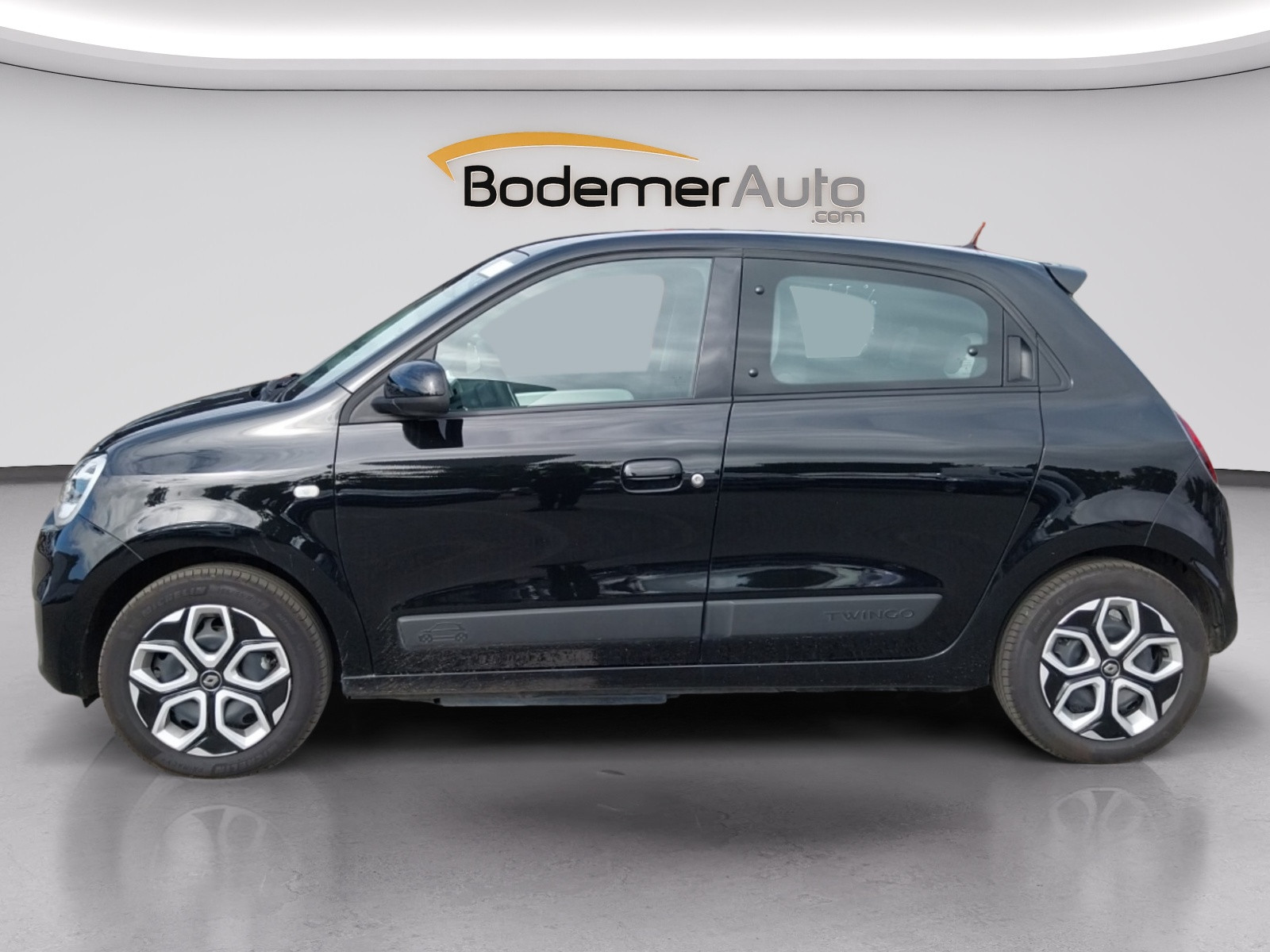 Vente en ligne Renault Twingo Electrique Twingo III E-Tech au prix de 14 990 €