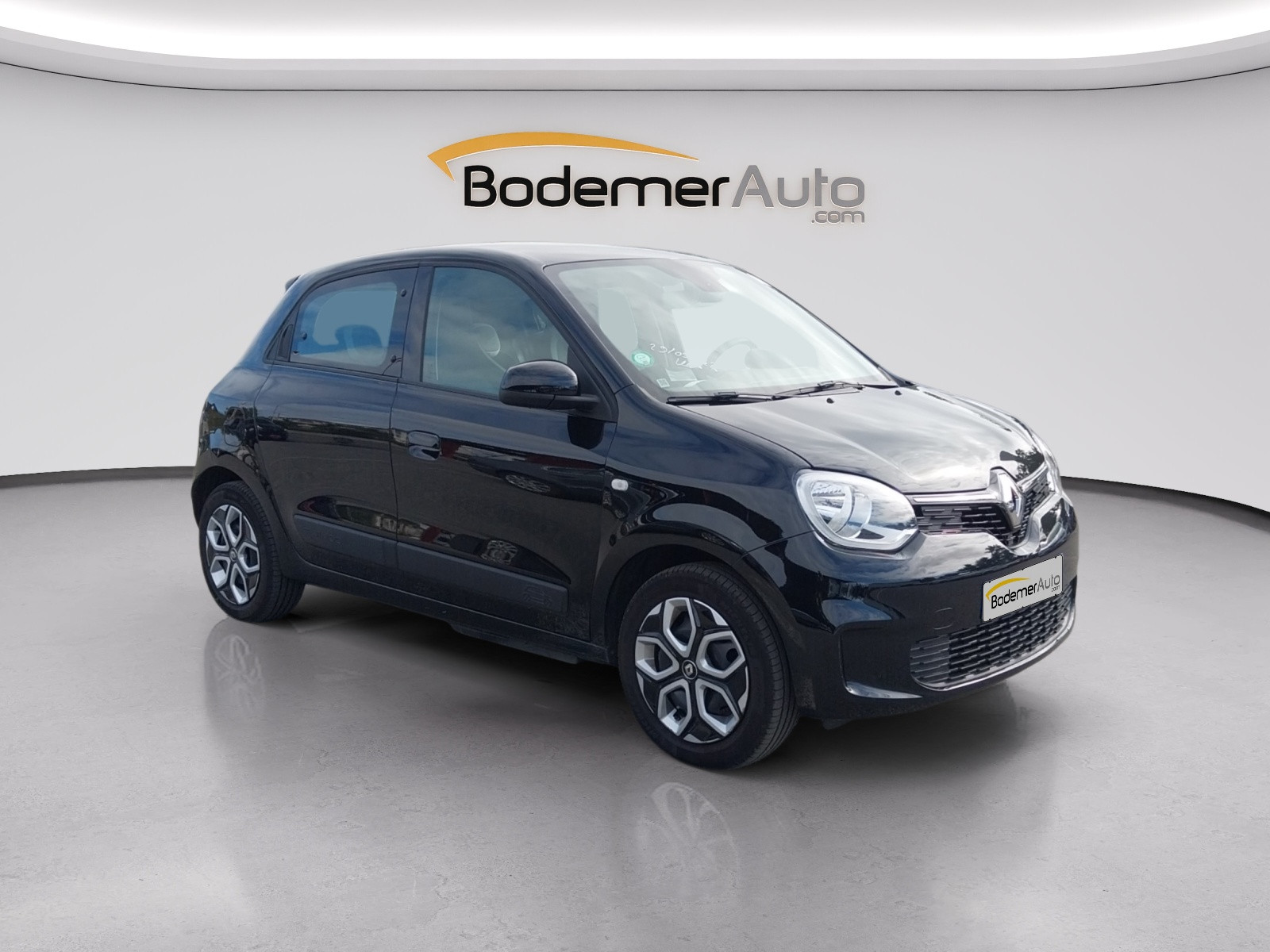 Vente en ligne Renault Twingo Electrique Twingo III E-Tech au prix de 14 990 €