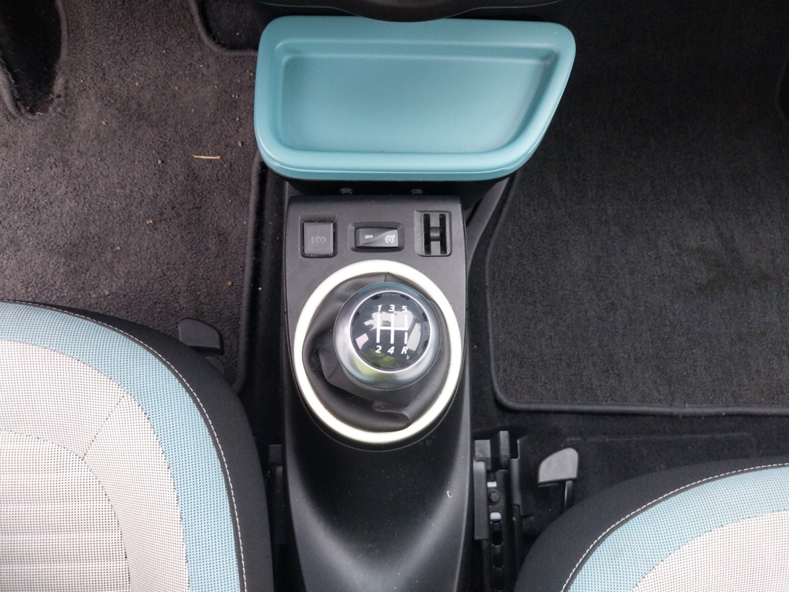 Vente en ligne Renault Twingo 3  0.9 TCe 90 Energy E6C au prix de 10 990 €