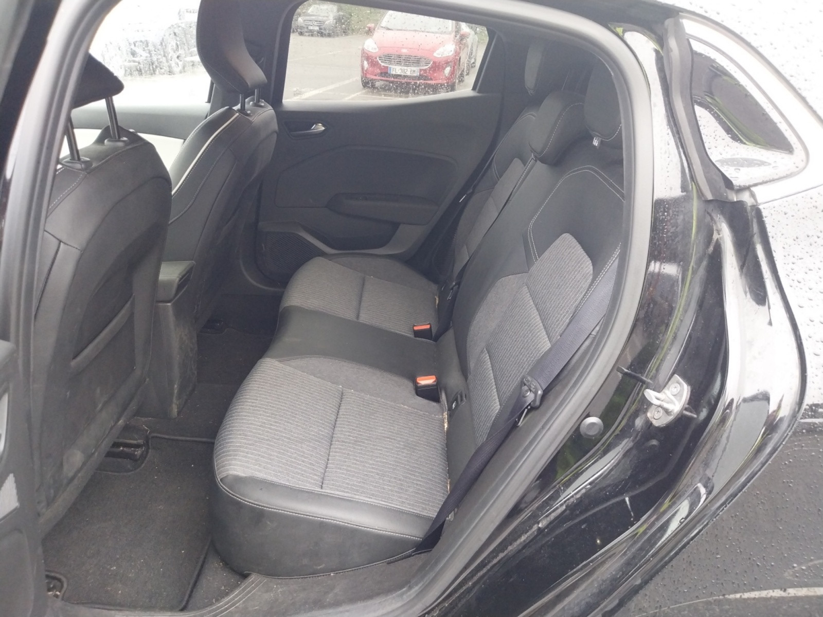 Vente en ligne Renault Clio 5 Clio E-Tech full hybrid 145 au prix de 18 490 €