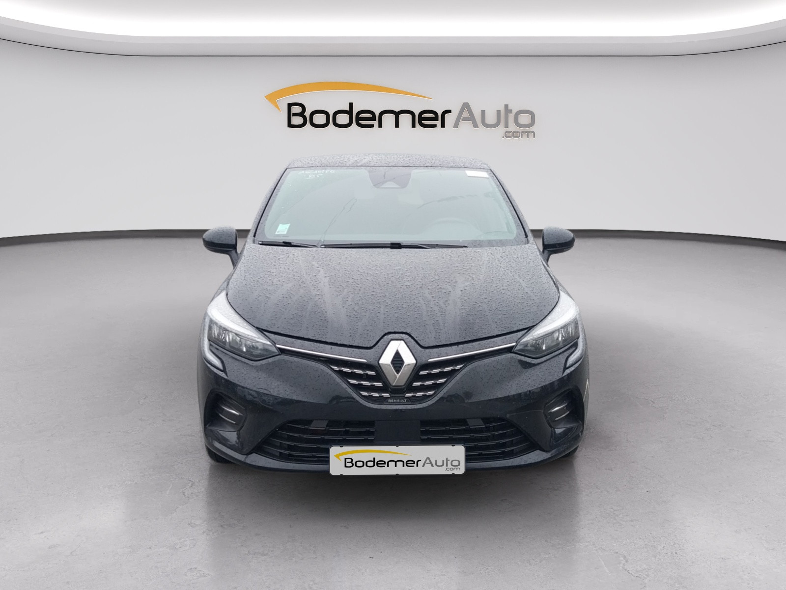 Vente en ligne Renault Clio 5 Clio E-Tech full hybrid 145 au prix de 18 490 €