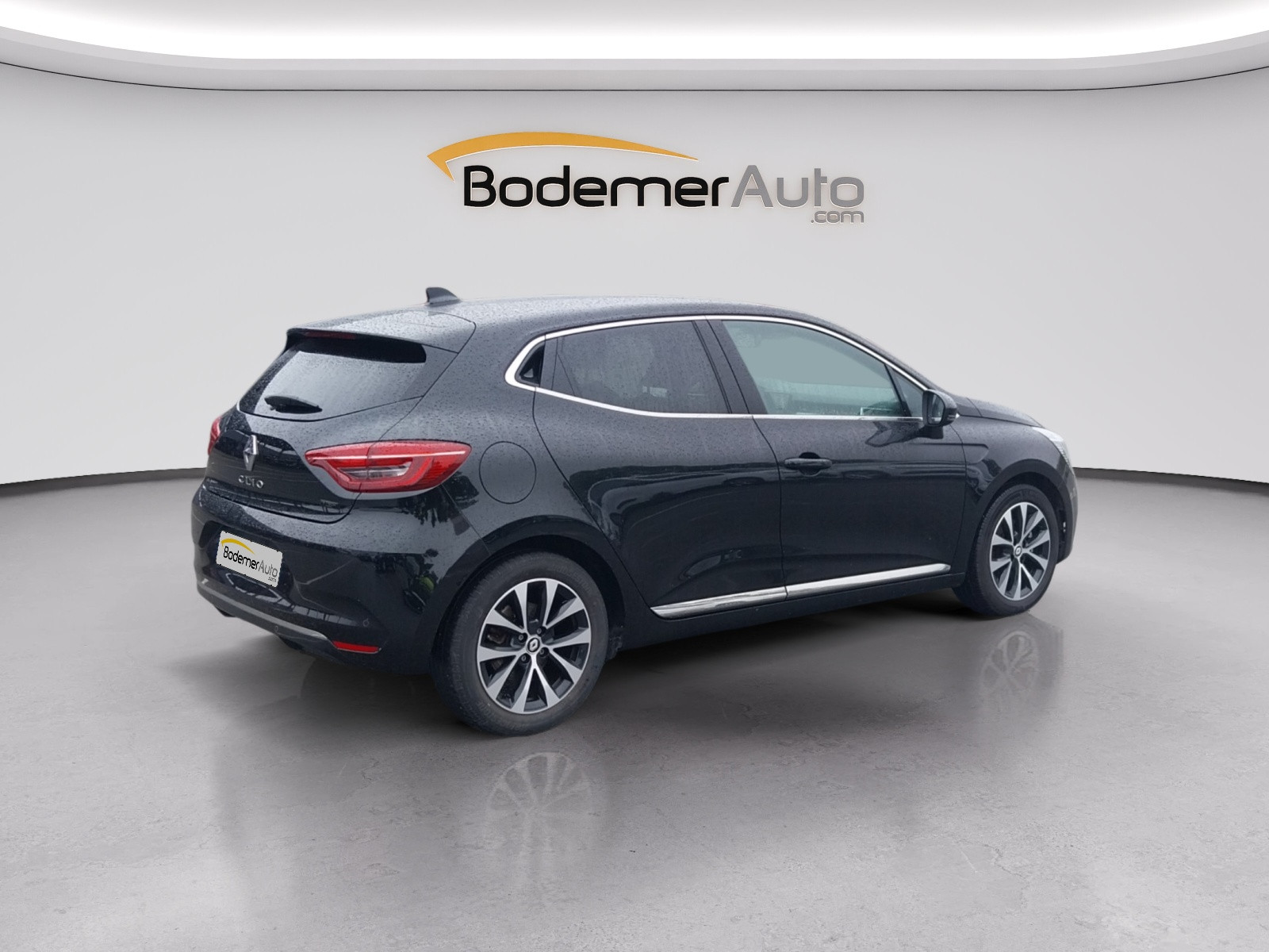 Vente en ligne Renault Clio 5 Clio E-Tech full hybrid 145 au prix de 18 490 €