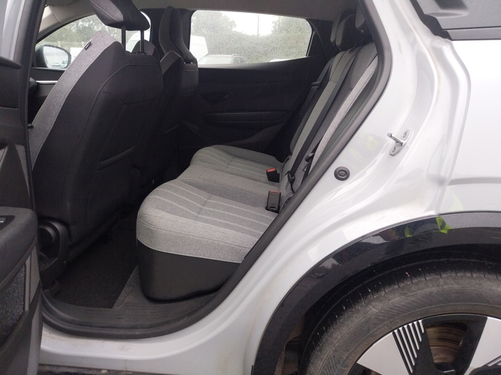 Vente en ligne Renault Megane E-Tech  EV40 130ch standard charge au prix de 19 490 €