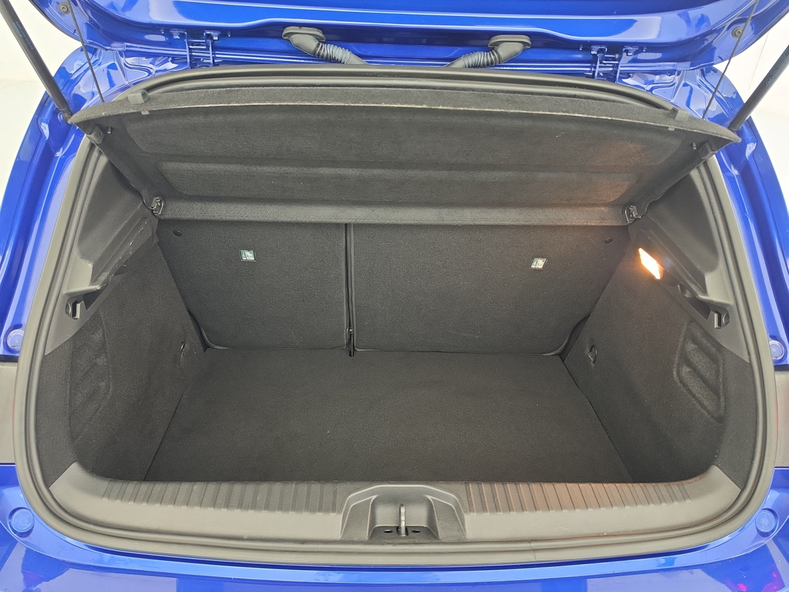 Vente en ligne Renault Clio 5 Clio E-Tech full hybrid 145 au prix de 18 990 €