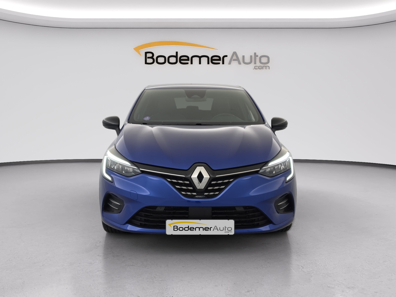 Vente en ligne Renault Clio 5 Clio E-Tech full hybrid 145 au prix de 18 990 €
