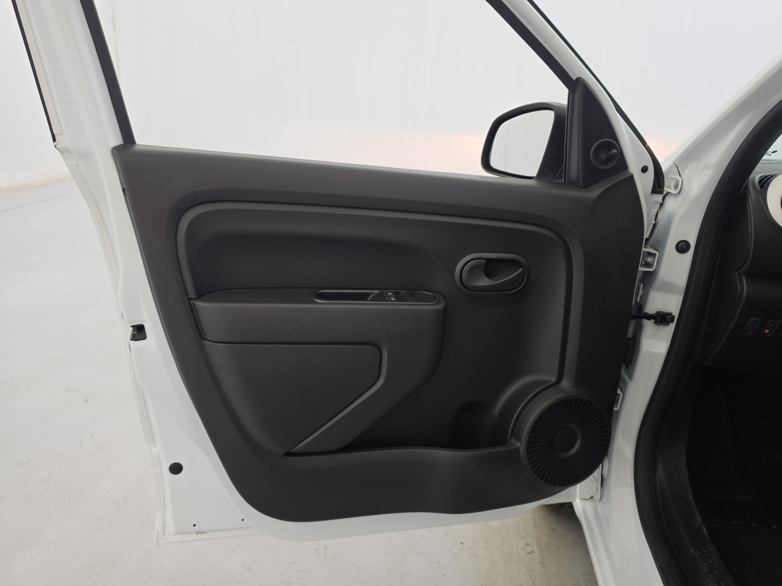 Vente en ligne Renault Twingo Electrique Twingo III E-Tech au prix de 11 990 €