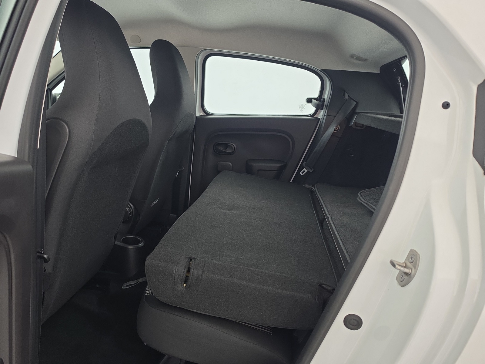 Vente en ligne Renault Twingo Electrique Twingo III E-Tech au prix de 11 990 €