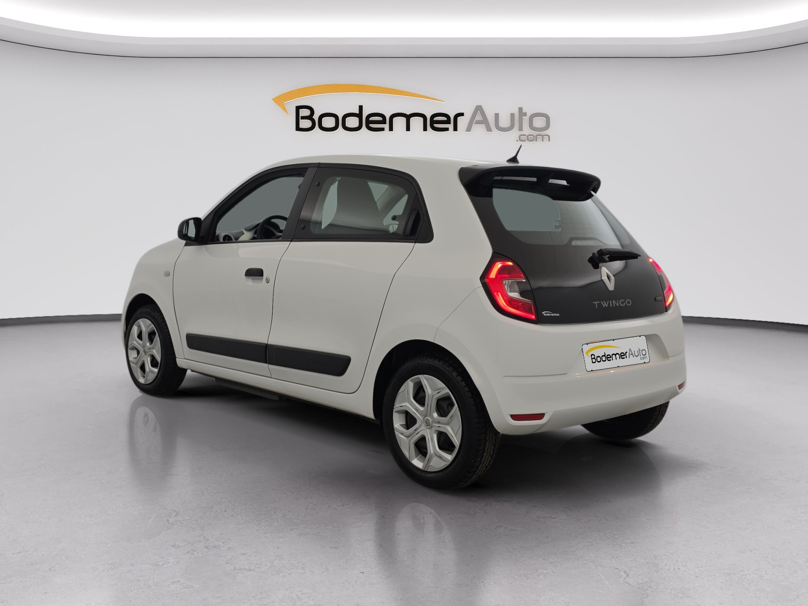 Vente en ligne Renault Twingo Electrique Twingo III E-Tech au prix de 11 990 €