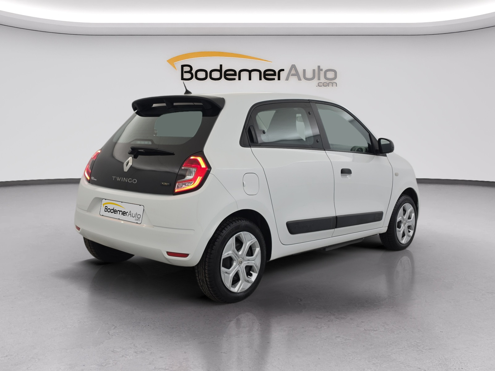 Vente en ligne Renault Twingo Electrique Twingo III E-Tech au prix de 11 990 €