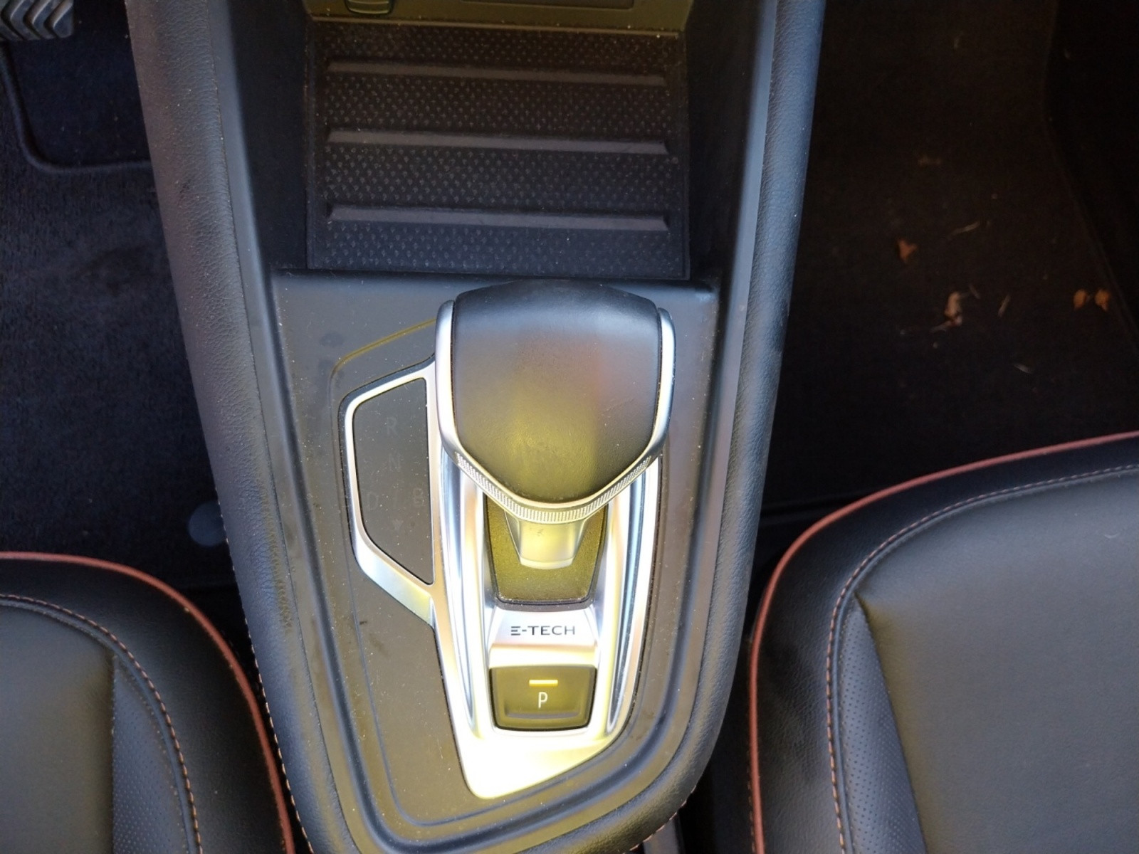 Vente en ligne Renault Captur  E-Tech full hybrid 145 au prix de 21 980 €