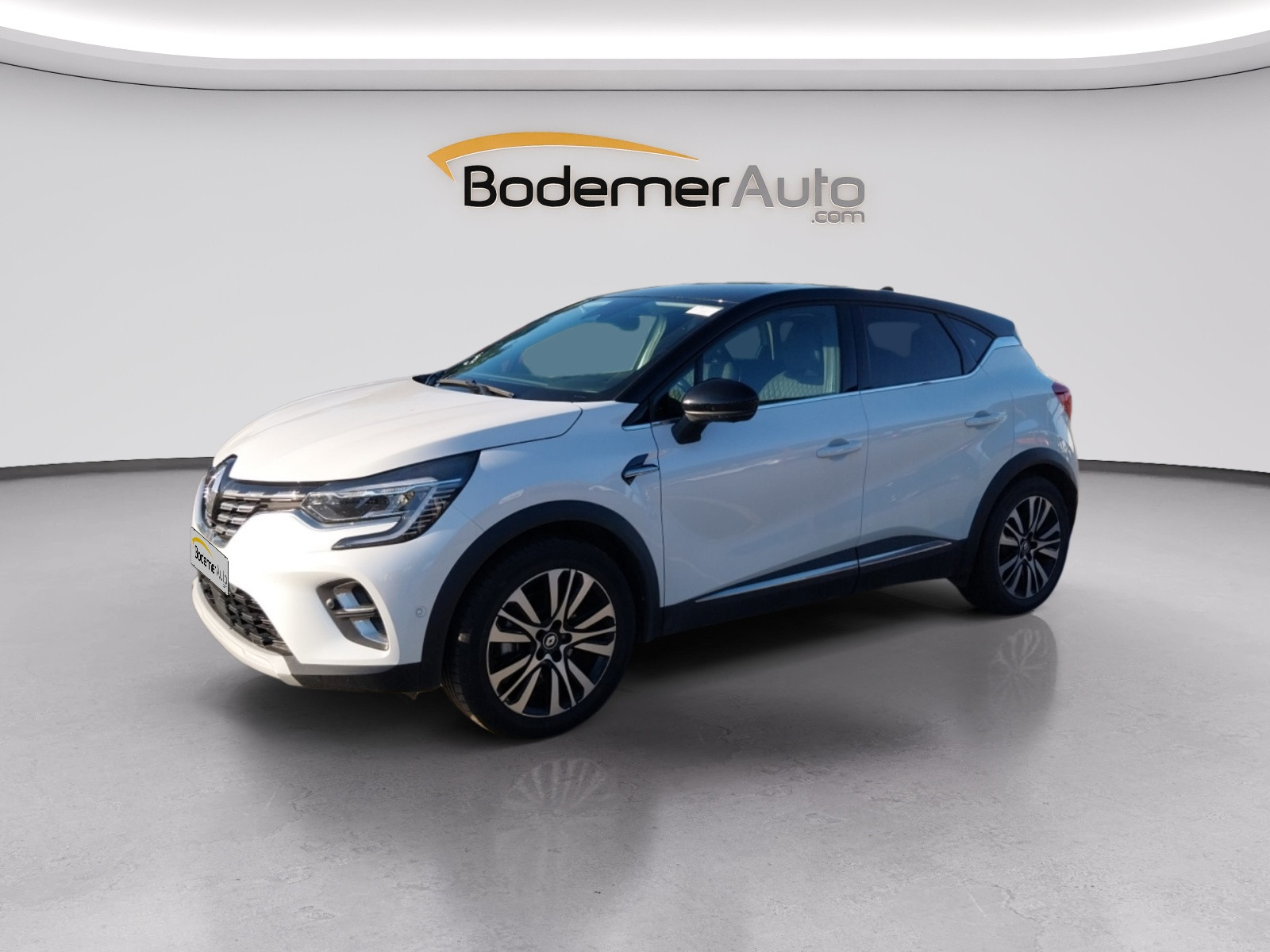 Renault Captur  E-Tech full hybrid 145 occasion de 2023 en vente à Caen