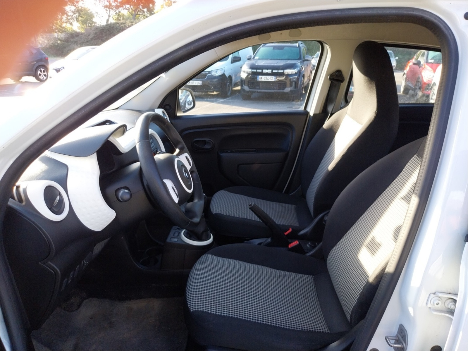Vente en ligne Renault Twingo 3  SCe 65 au prix de 9 490 €