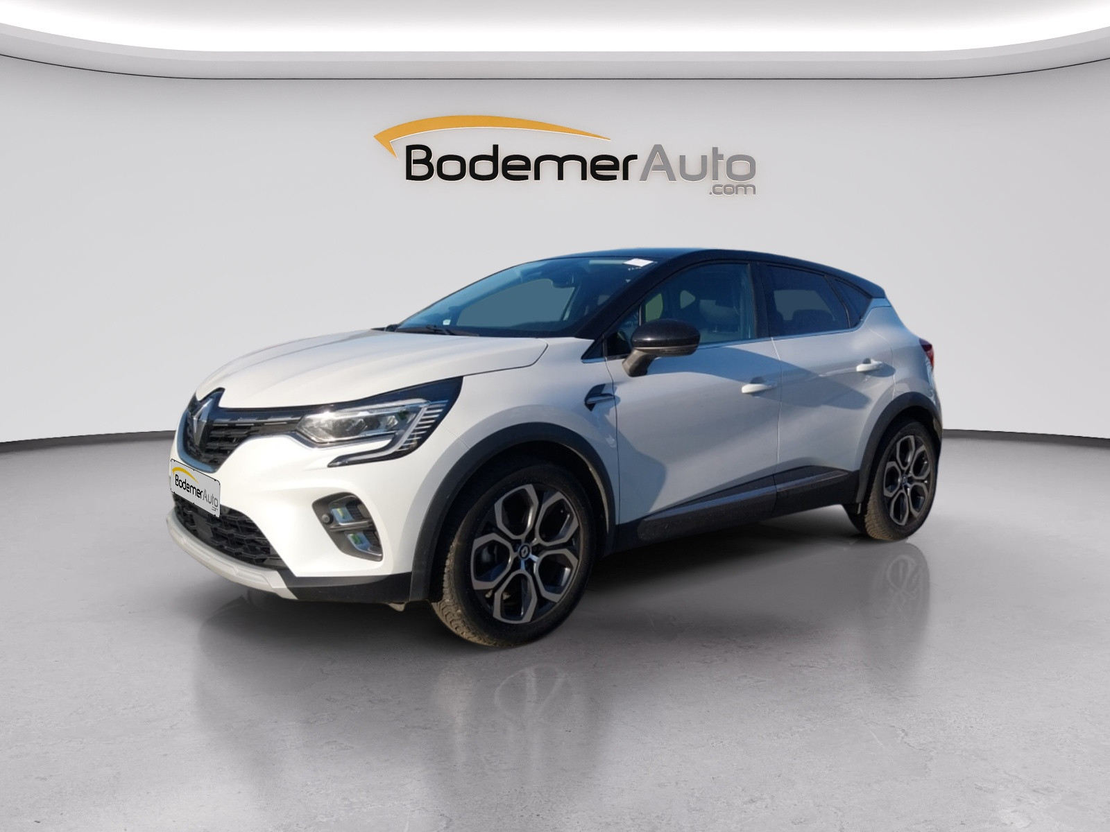 Renault Captur  E-Tech full hybrid 145 occasion de 2023 en vente à Caen