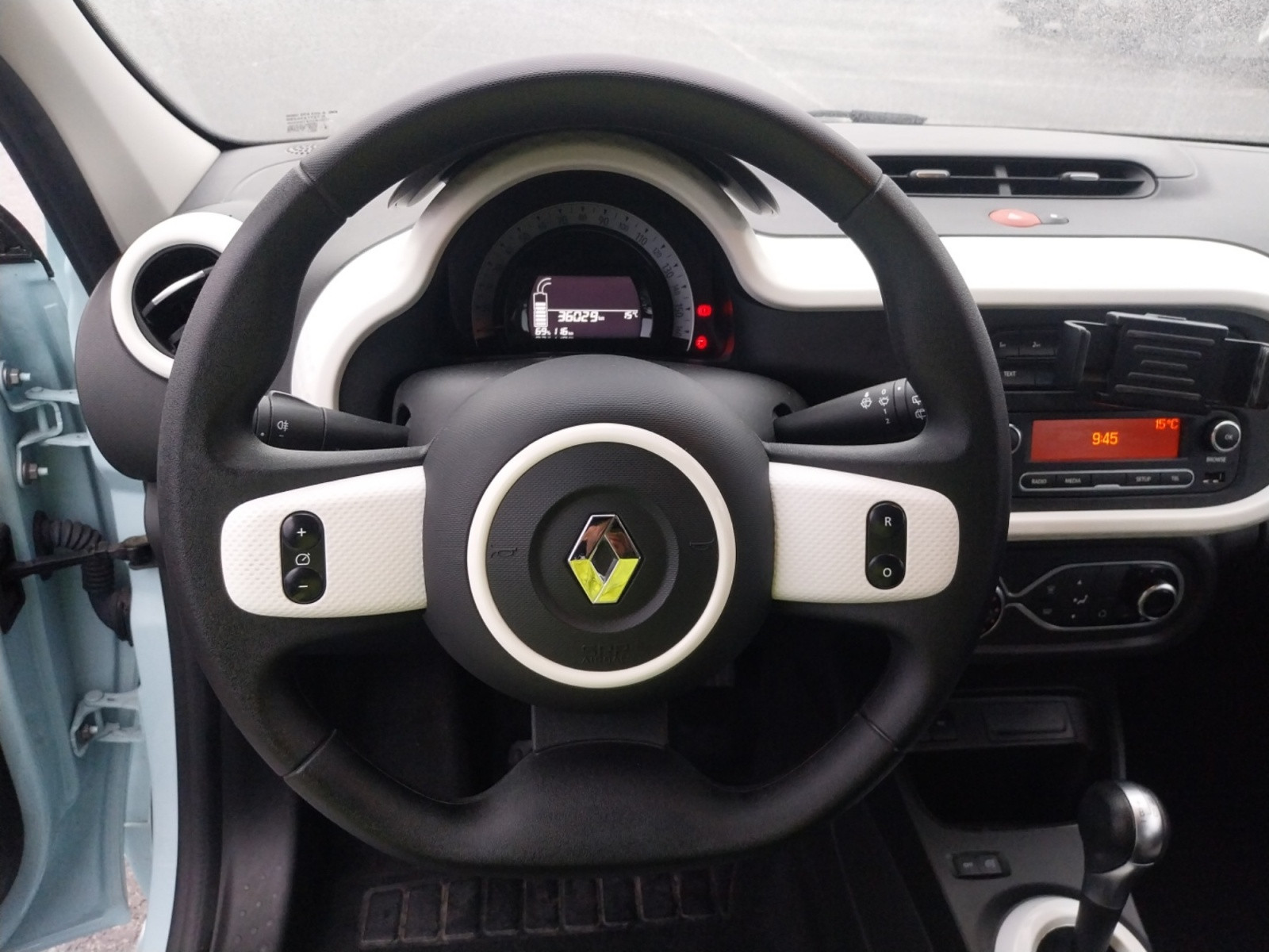 Vente en ligne Renault Twingo Electrique Twingo III E-Tech au prix de 12 990 €