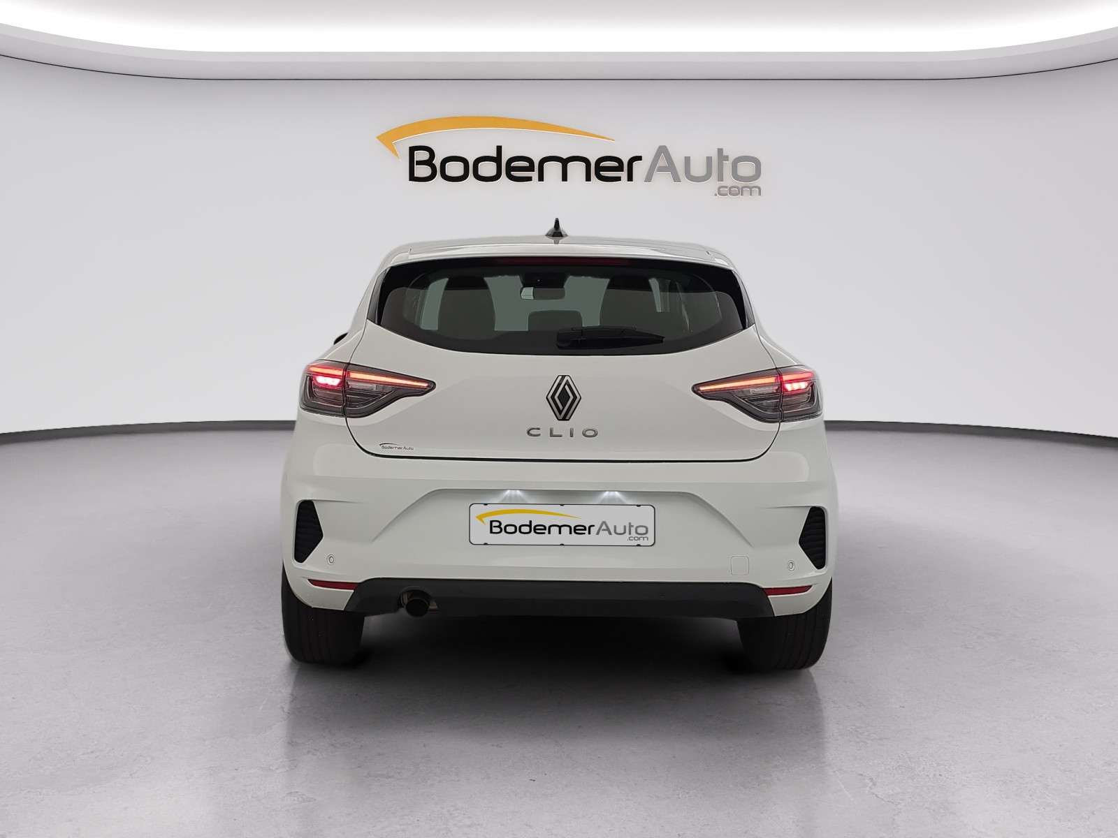 Vente en ligne Renault Clio 5 Clio SCe 65 au prix de 12 990 €