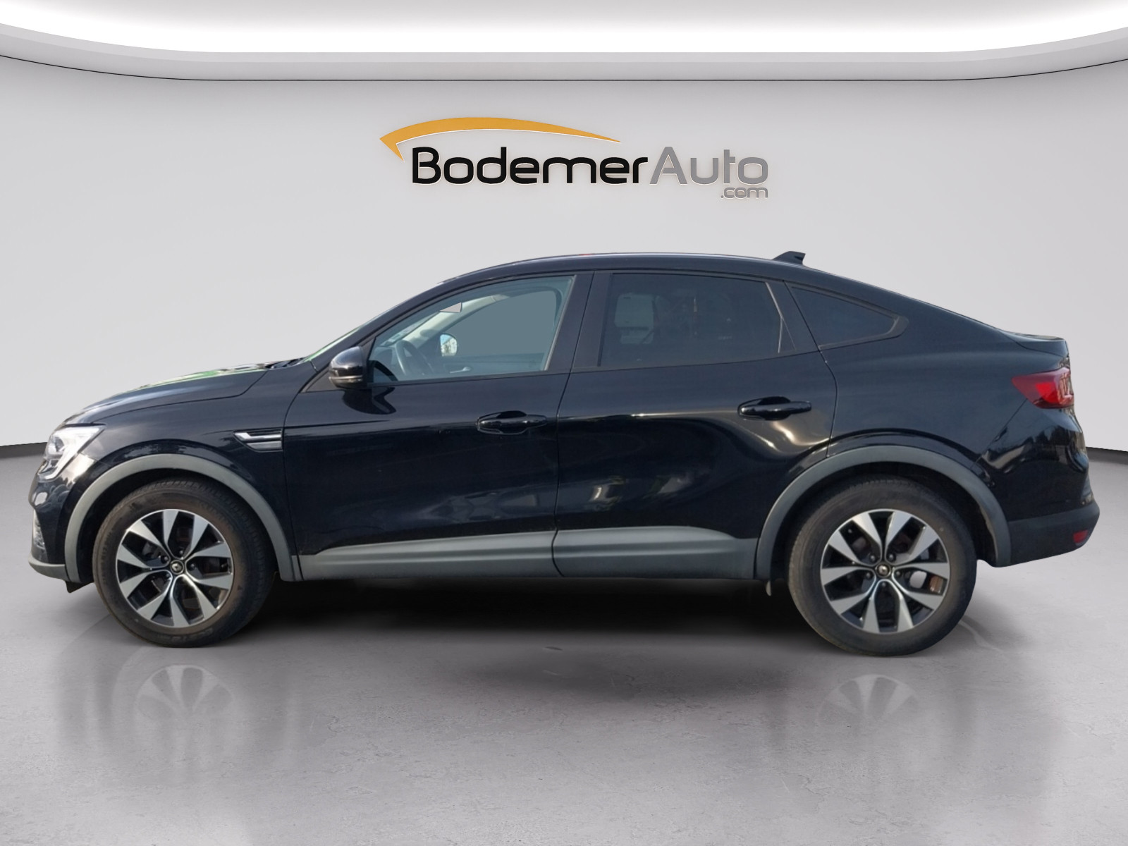 Vente en ligne Renault Arkana  E-Tech hybride 145 - 22 au prix de 20 990 €