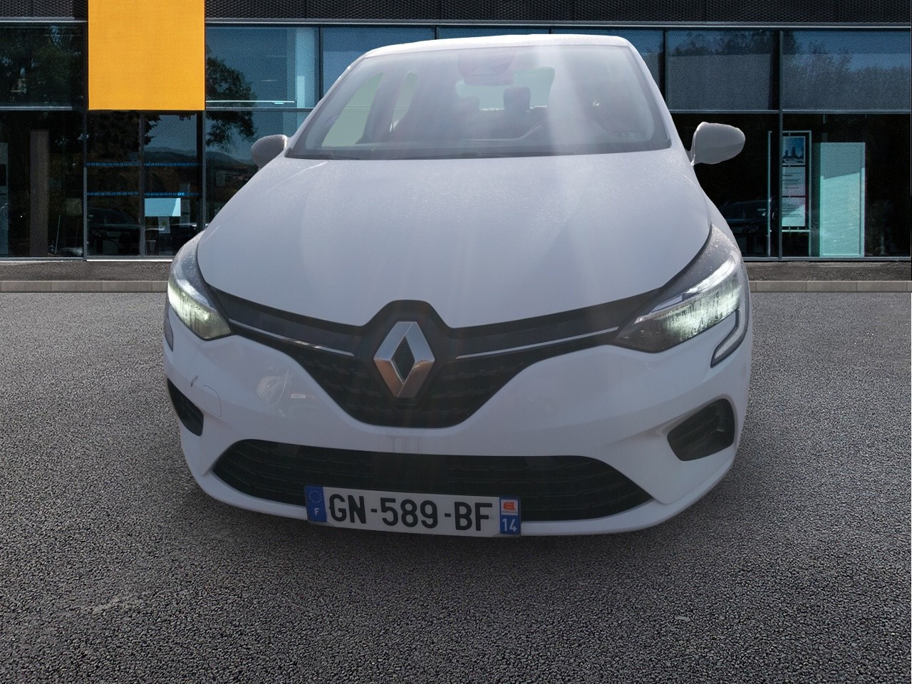 Vente en ligne Renault Clio 5 Clio TCe 90 au prix de 13 990 €