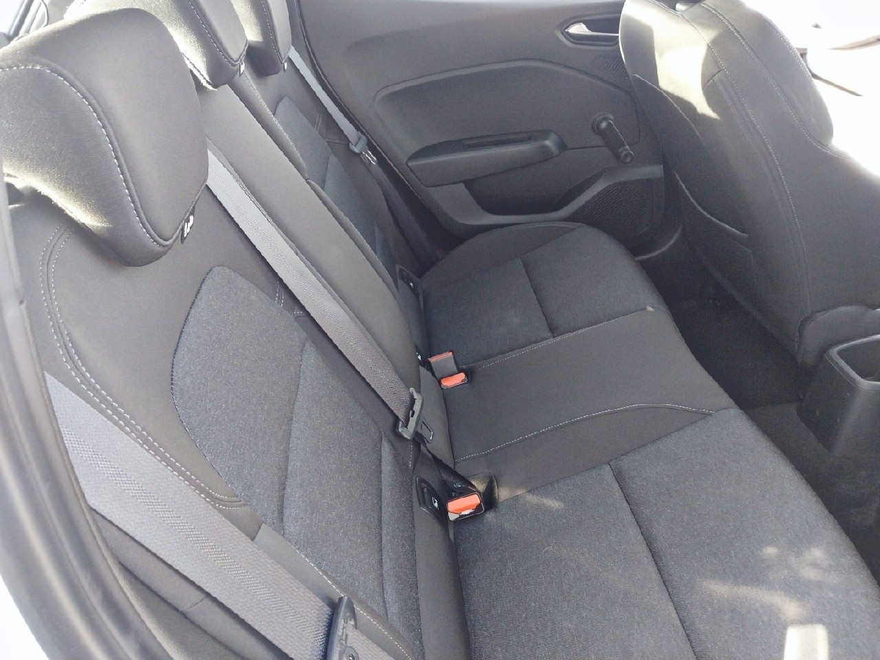 Vente en ligne Renault Clio 5 Clio TCe 90 au prix de 13 990 €