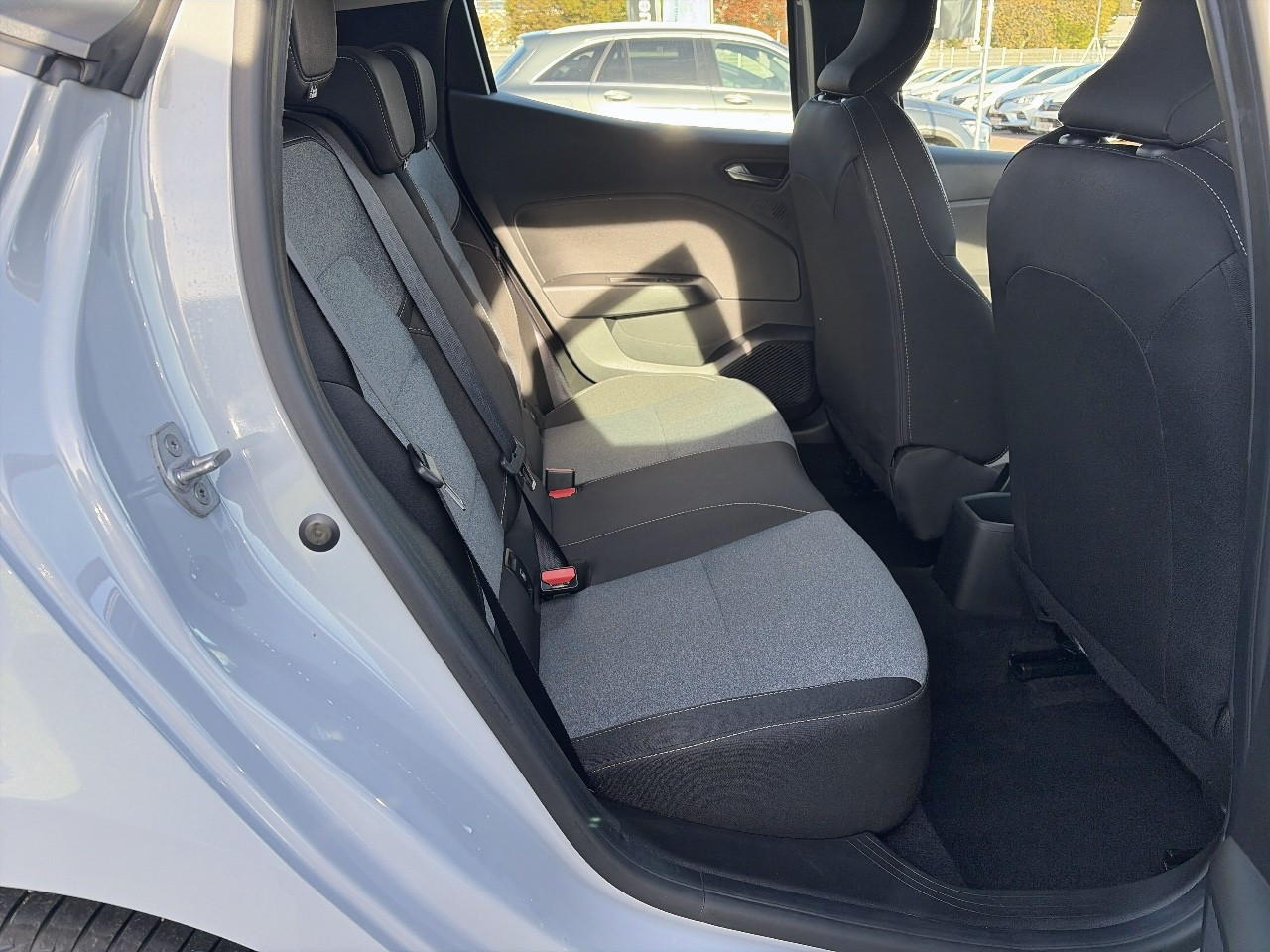 Vente en ligne Renault Clio 5 Clio TCe 90 ch GSR2 au prix de 16 490 €