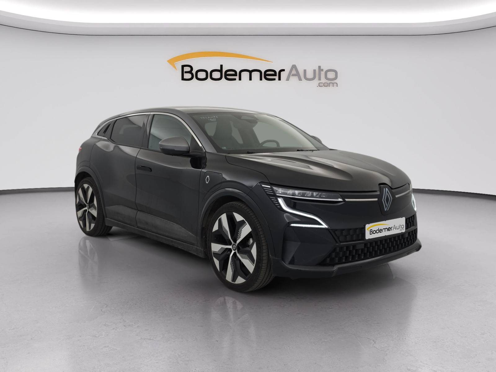 Vente en ligne Renault Megane E-Tech  EV60 220 ch super charge au prix de 25 990 €