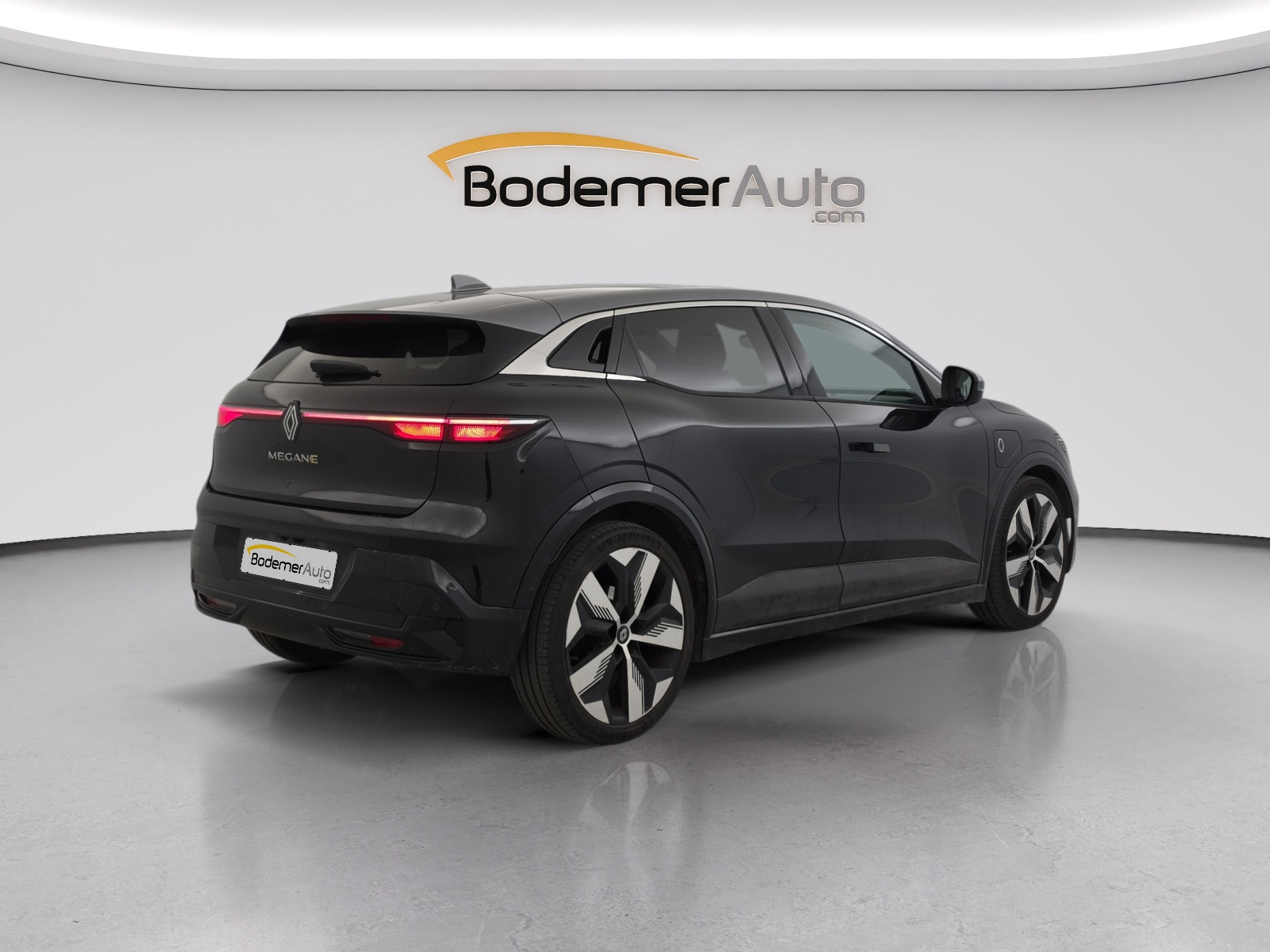Vente en ligne Renault Megane E-Tech  EV60 220 ch super charge au prix de 25 990 €