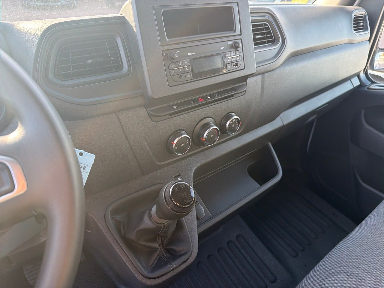 Vente en ligne Renault Master Fourgon MASTER FGN TRAC F3500 L3H3 BLUE DCI 135 au prix de 24 290 €