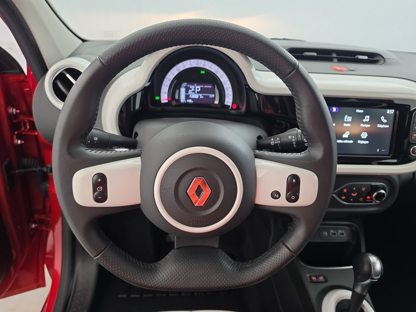 Vente en ligne Renault Twingo Electrique Twingo III E-Tech au prix de 14 990 €