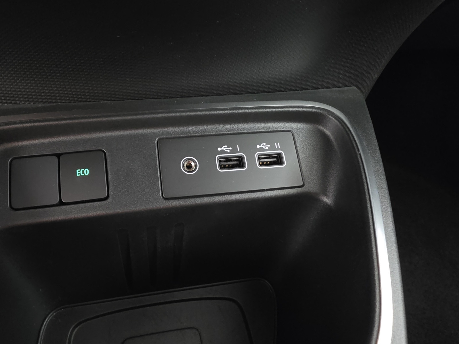 Vente en ligne Renault Twingo Electrique Twingo III E-Tech au prix de 14 990 €