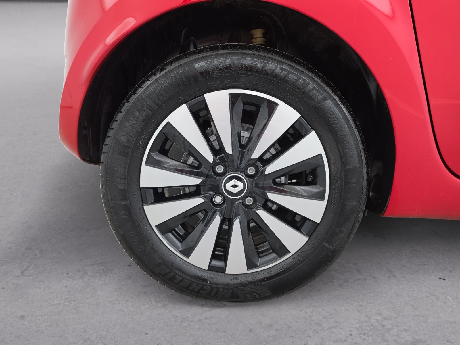 Vente en ligne Renault Twingo Electrique Twingo III E-Tech au prix de 14 990 €