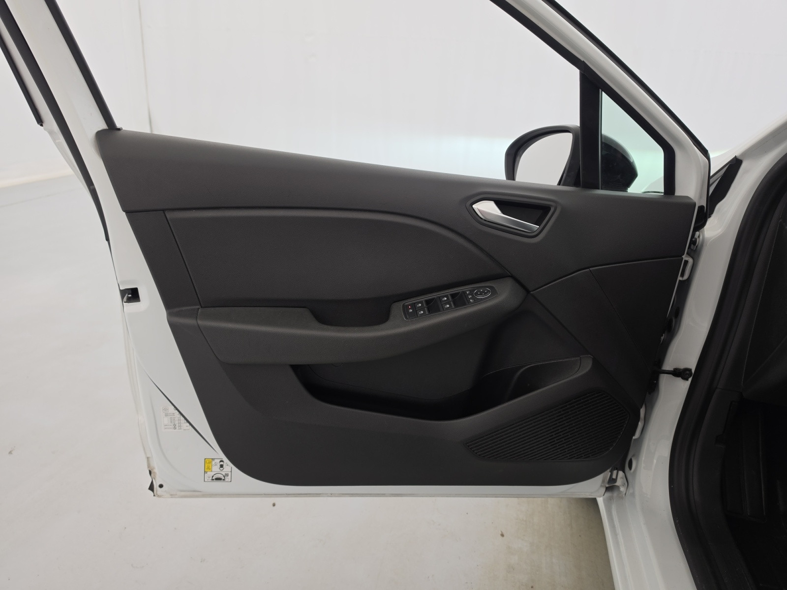 Vente en ligne Renault Clio 5 Clio SCe 65 au prix de 12 990 €